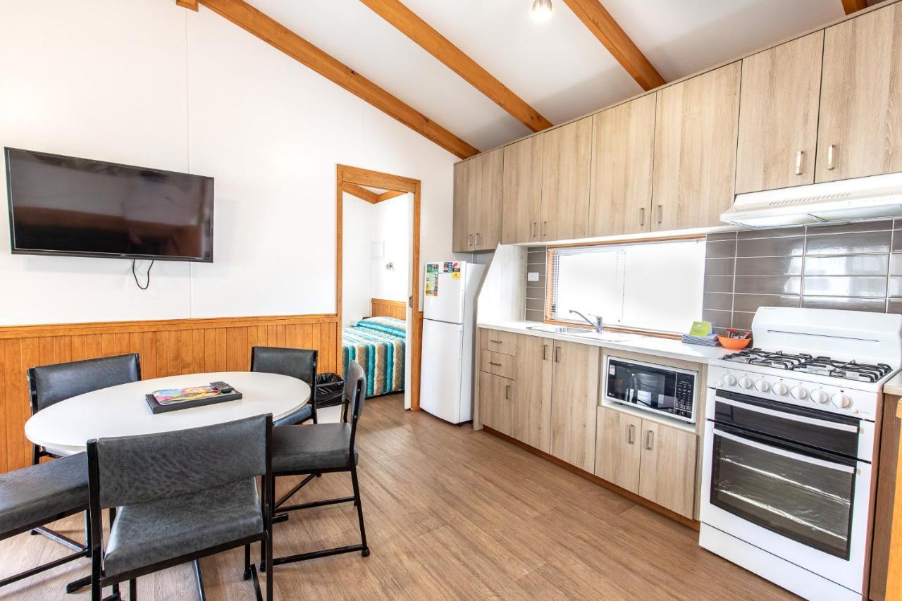 Barwon River Holiday Park Джелонг Екстер'єр фото